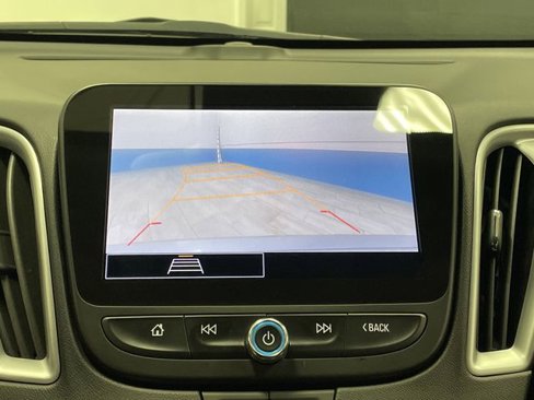 Used 2024 Chevrolet Malibu LT image 9