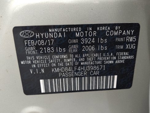 Used 2017 Hyundai Elantra SE image 33
