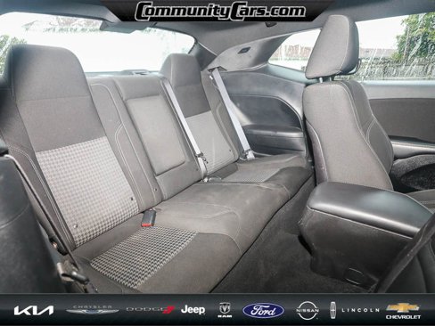 Used 2019 Dodge Challenger SXT image 23