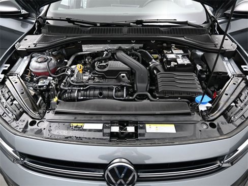 Certified 2025 Volkswagen Jetta Sport image 32