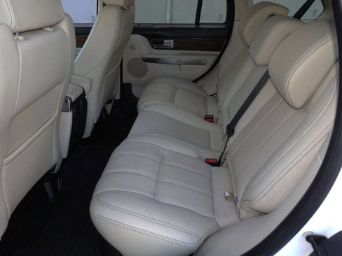 Used 2012 Land Rover Range Rover Sport Supercharged image 11