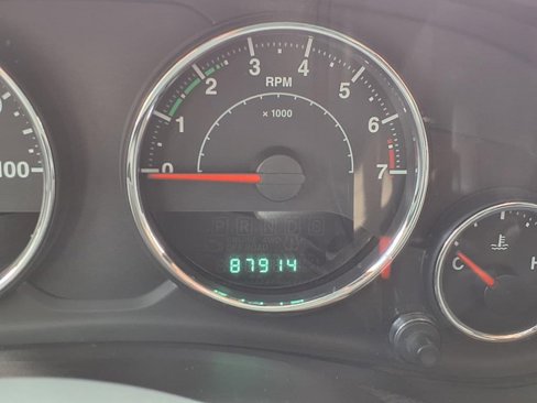 Used 2012 Jeep Wrangler Unlimited Sport w/ Connectivity Group image 35