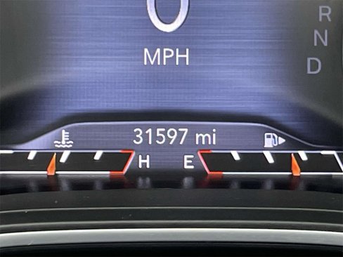 Used 2022 Jeep Cherokee Limited image 27