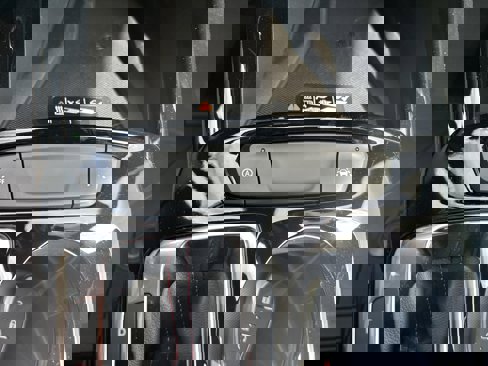 New 2025 Chevrolet Trax RS w/ Sunroof Package image 20