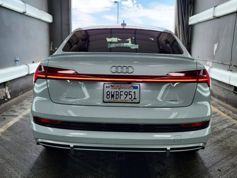 Used 2021 Audi e-tron Premium Plus w/ Premium Plus Package image 5