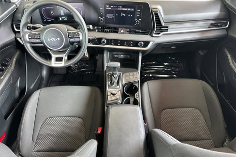 Used 2024 Kia Sportage LX image 13