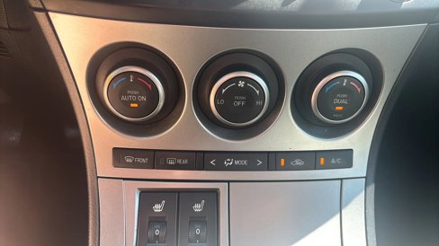 Used 2010 MAZDA MAZDA3 s Grand Touring image 35
