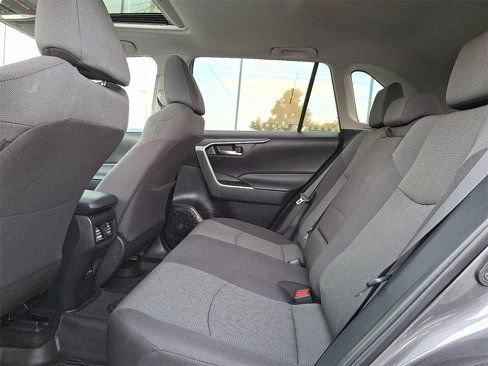 Used 2024 Toyota RAV4 XLE image 10