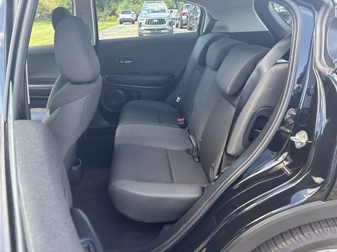 Used 2019 Honda HR-V LX image 23