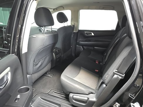 Used 2020 Nissan Pathfinder SV image 30