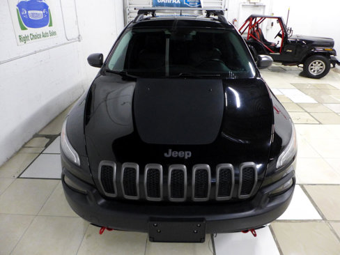 Used 2018 Jeep Cherokee Trailhawk w/ Quick Order Package 27L image 7