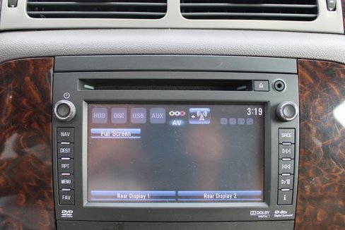 Used 2014 GMC Yukon XL Denali image 27