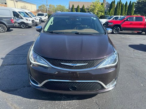 Used 2018 Chrysler Pacifica Limited w/ Advanced Safetytec Group image 8