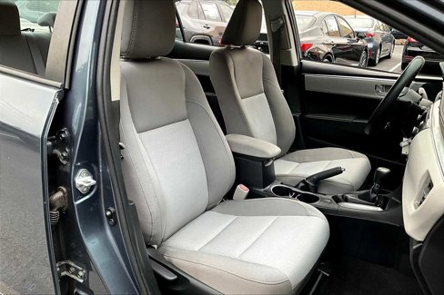 Used 2016 Toyota Corolla LE image 8