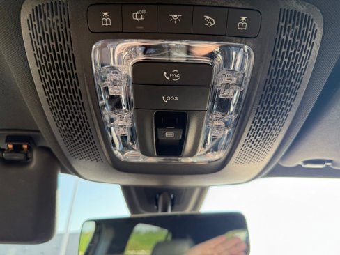 Used 2022 Mercedes-Benz GLA 250 4MATIC image 16