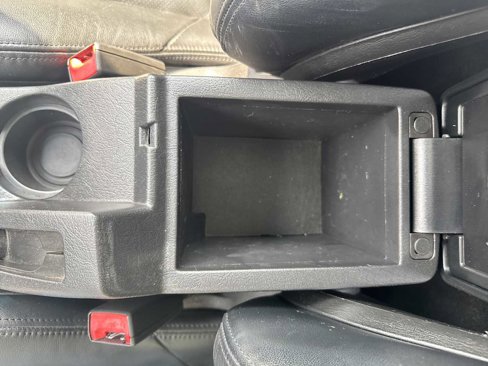 Used 2003 Hyundai Tiburon GT image 28