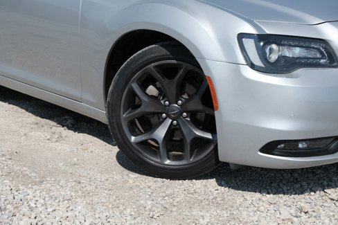 Used 2021 Chrysler 300 S image 39