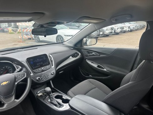 Used 2024 Chevrolet Malibu LT image 35