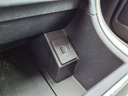 Used 2022 Ford Edge SEL image 19