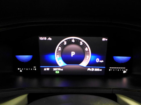 Used 2022 Volkswagen Taos SE w/ Panoramic Sunroof Package image 16