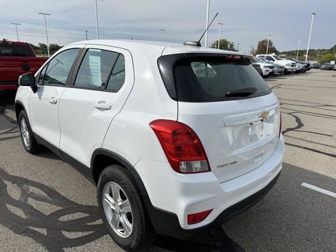 Used 2018 Chevrolet Trax LS image 3