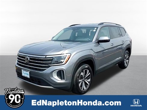 Used 2024 Volkswagen Atlas SE image 1
