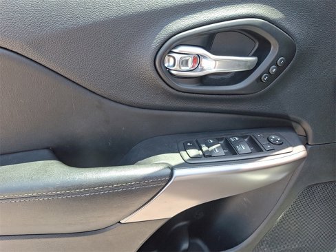 Used 2021 Jeep Cherokee Limited w/ Elite Package image 14