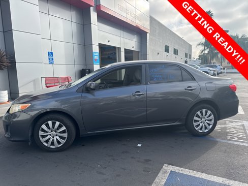 Used 2012 Toyota Corolla LE image 2