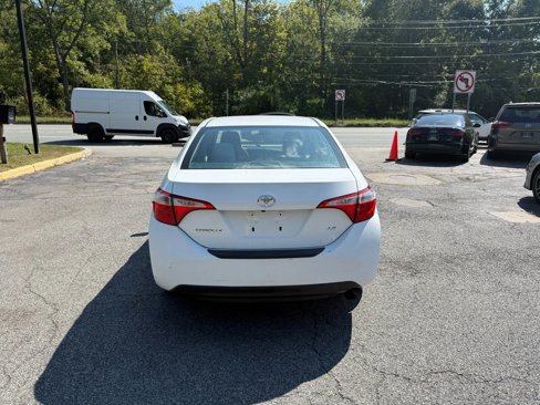 Used 2015 Toyota Corolla LE Premium image 5