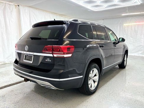 Used 2018 Volkswagen Atlas SEL image 3