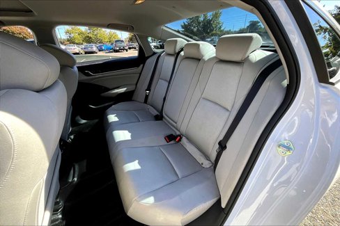 Used 2018 Honda Accord EX image 20