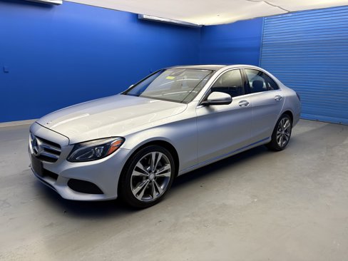 Used 2016 Mercedes-Benz C 300 Sedan image 4
