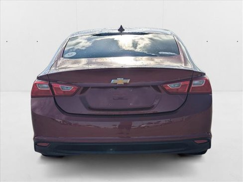 Used 2018 Chevrolet Malibu LT w/ Leather Package image 6