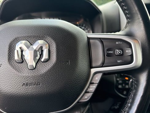 Certified 2022 RAM 1500 Big Horn image 33