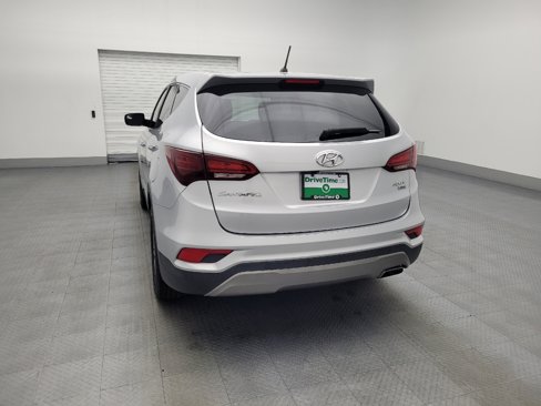 Used 2018 Hyundai Santa Fe Sport image 6