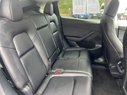 Used 2024 Tesla Model Y Long Range image 21