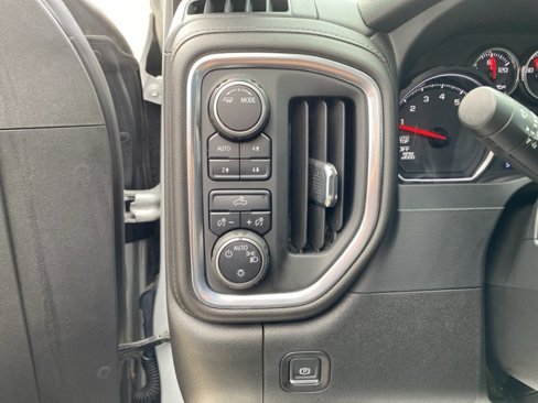 Used 2021 Chevrolet Silverado 1500 LT w/ Texas Edition Plus image 14