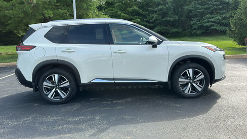 Used 2023 Nissan Rogue Platinum w/ Platinum Premium Package image 28