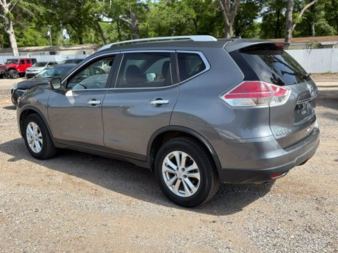 Used 2015 Nissan Rogue SV image 8
