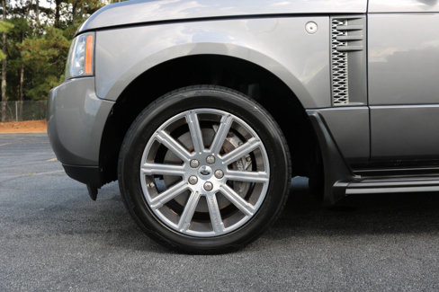 Used 2010 Land Rover Range Rover Supercharged image 32