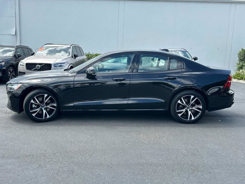 Certified 2024 Volvo S60 B5 Core image 7