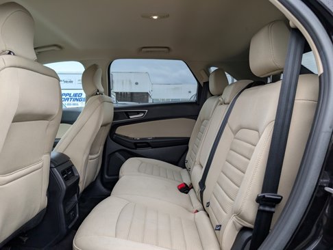 Used 2016 Ford Edge SEL image 9