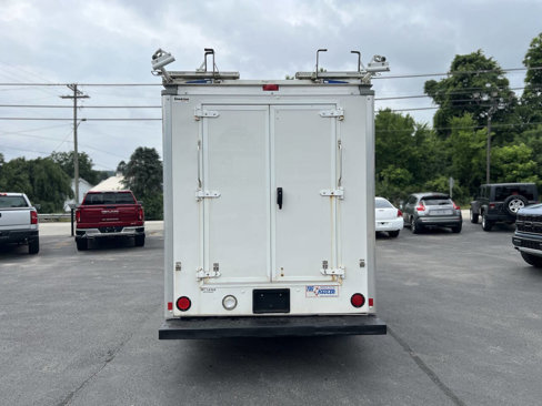 Used 2015 Ford E-350 and Econoline 350 Super Duty image 7