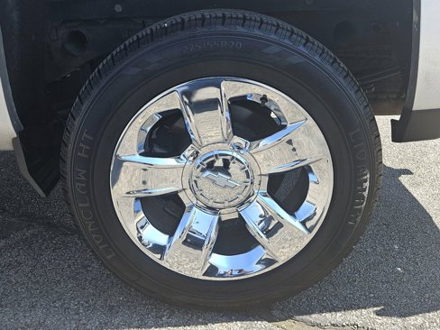 Used 2017 Chevrolet Silverado 1500 LT w/ LT Eassist Package image 9