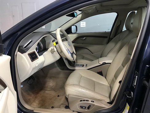 Used 2010 Volvo XC70 3.2 image 10
