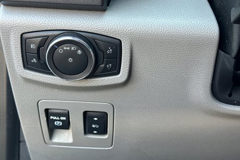 Used 2018 Ford F150 XLT w/ Equipment Group 301A Mid image 39