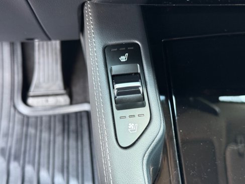 Used 2022 Kia Telluride EX w/ EX Premium Package image 26