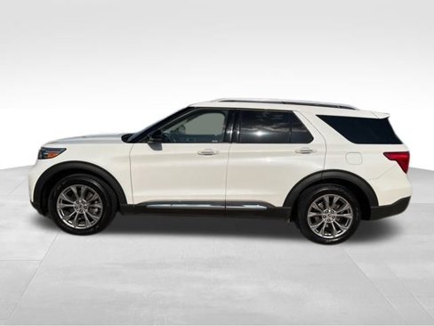 Used 2021 Ford Explorer Limited w/ Equipment Group 301A image 4