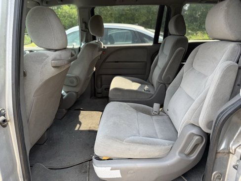 Used 2010 Honda Odyssey LX image 6