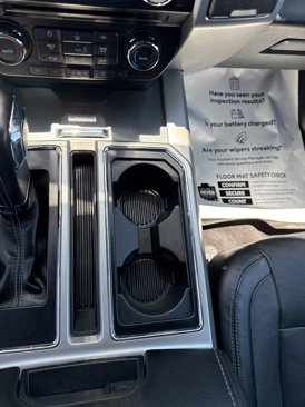 Used 2016 Ford F150 Lariat image 32